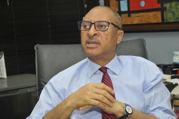 Why CBN won’t bridge official, parallel market exchange rates –Utomi